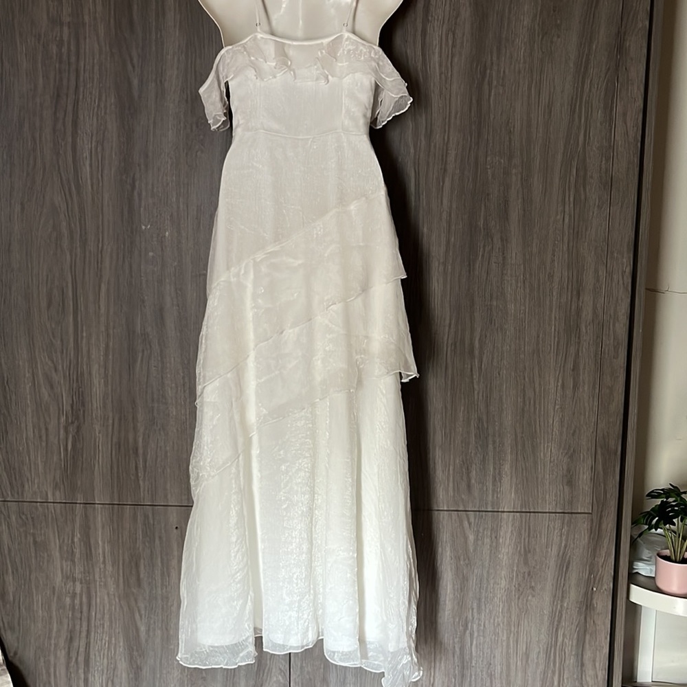 Lulu’s Ruffles White dress - Picture 9 of 16